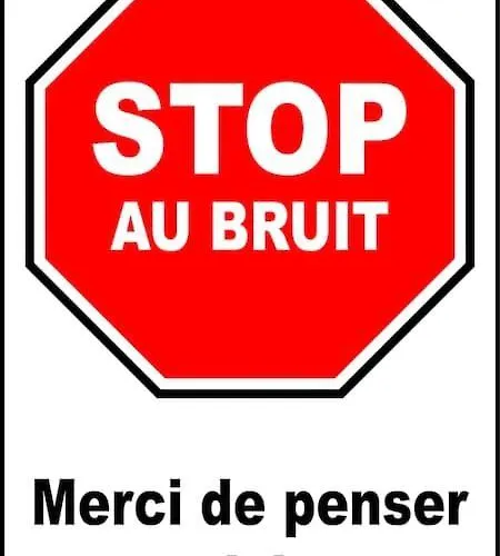 Moderne Neuf F2 Centre * Valence (Drome)