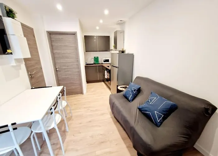 Moderne Neuf F2 Centre Appartement